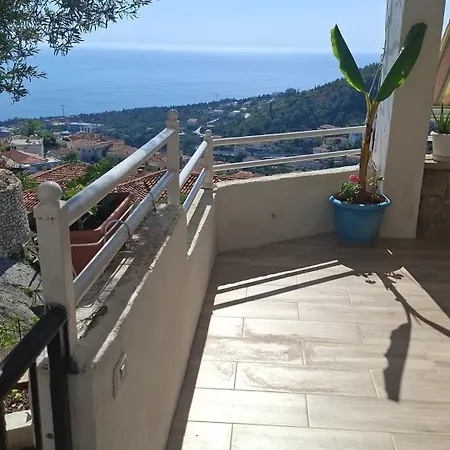 Amalia House - Amazing Sea View - לינה וארוחת בוקר