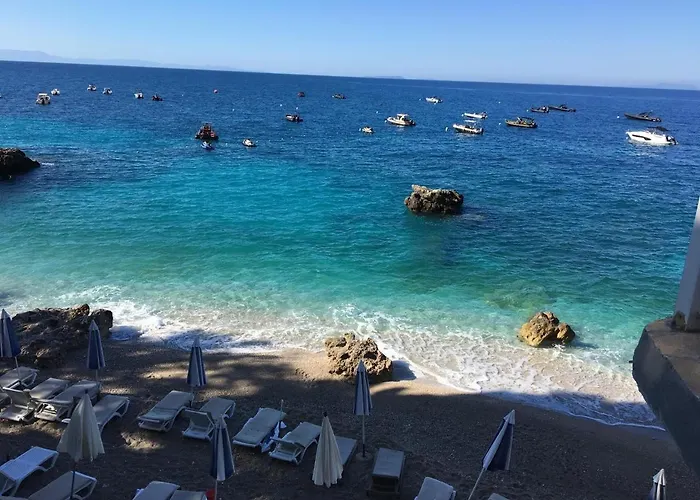 Bed & Breakfast Amalia Private - Amazing Sea View -